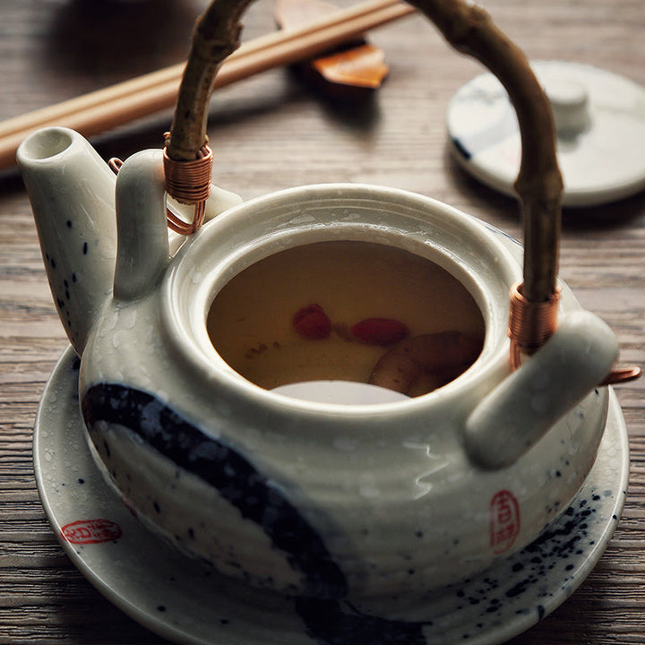 Discover the Elegance of the Japanese Ceramic Seafood Soup Pot