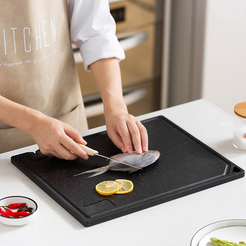 Large Plastic Moisture-proof Cutting Board