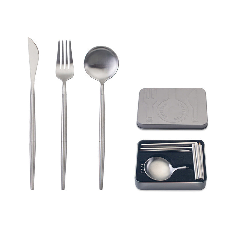 Stainless steel portable cutlery set